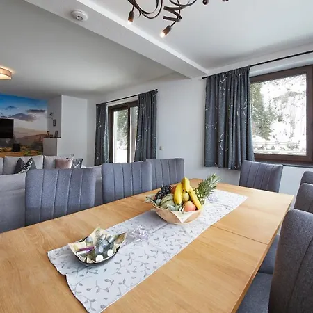 Saalbacher Perle 1 - Luxury Family *